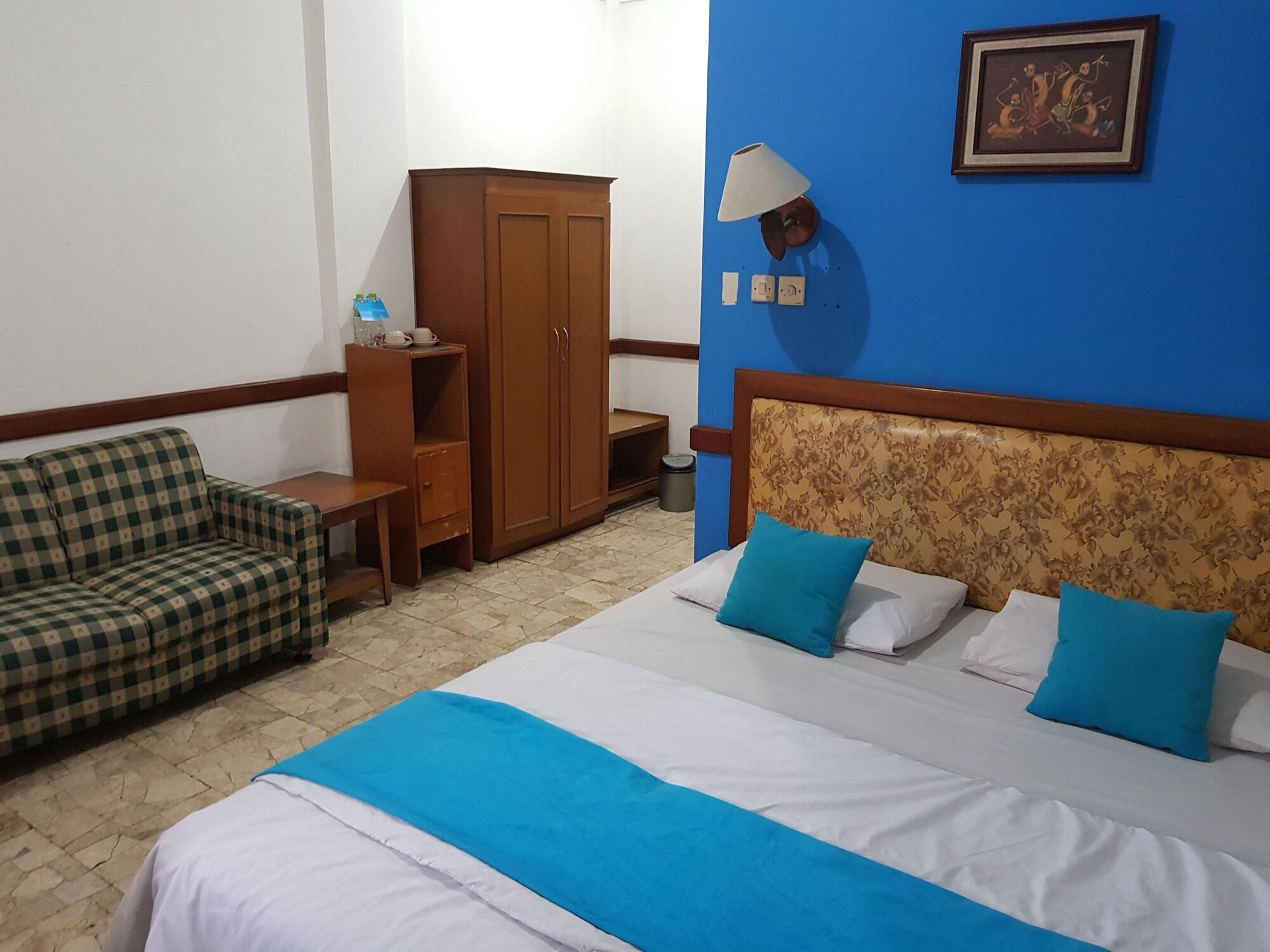 Oyo 1945 Bali Indah Hotel Bandung