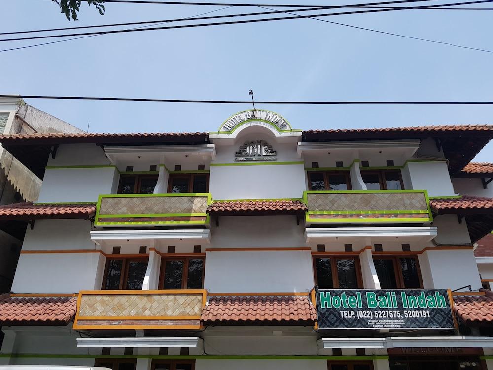 Oyo 1945 Bali Indah