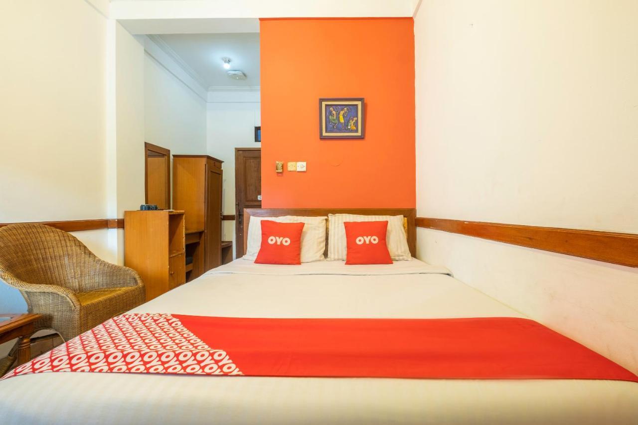 Oyo 1945 Bali Indah 2* Bandung